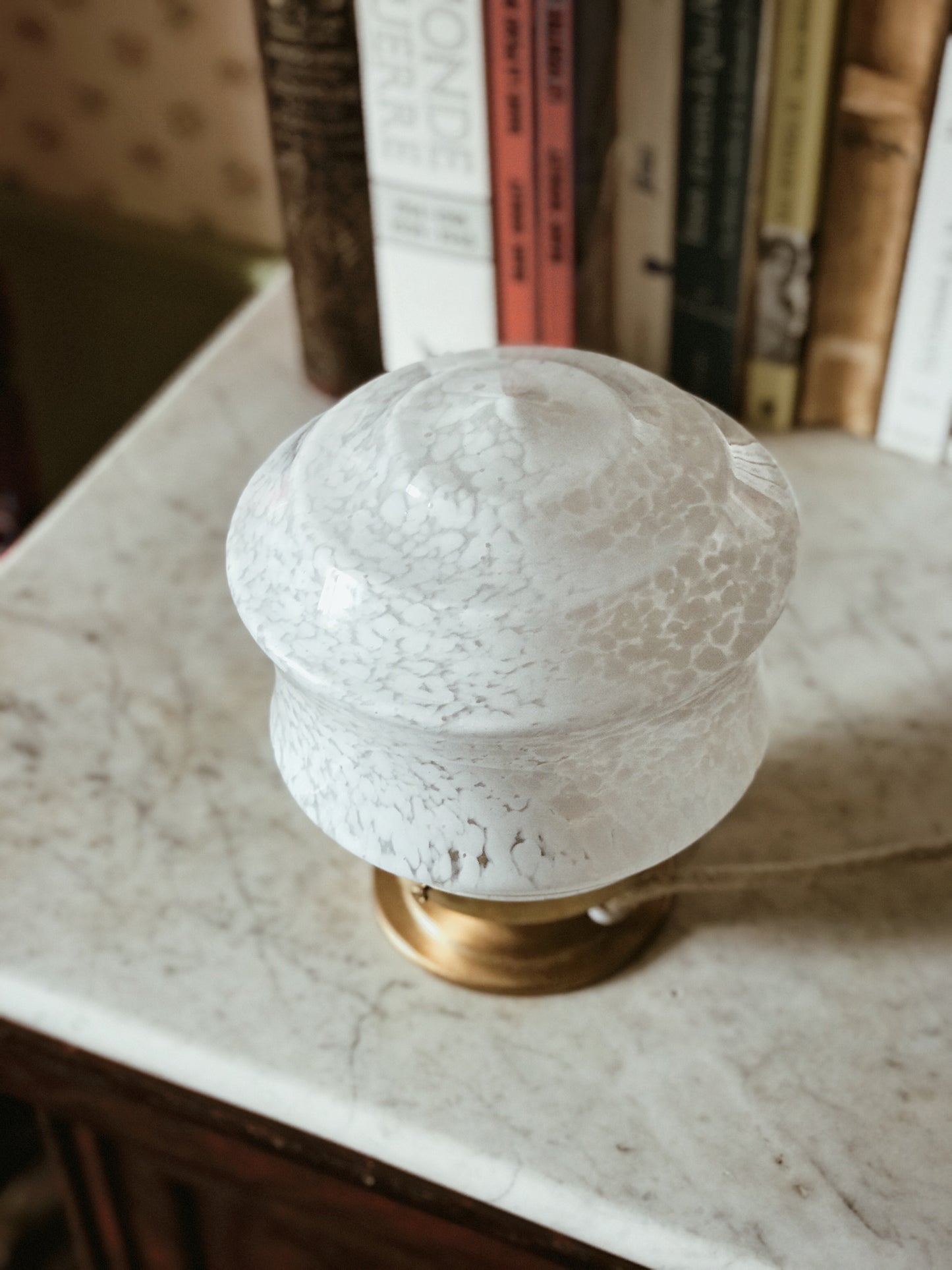 Lampe à poser globe en verre Clichy